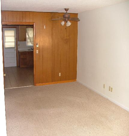 brooklyn acres 2br livingroom